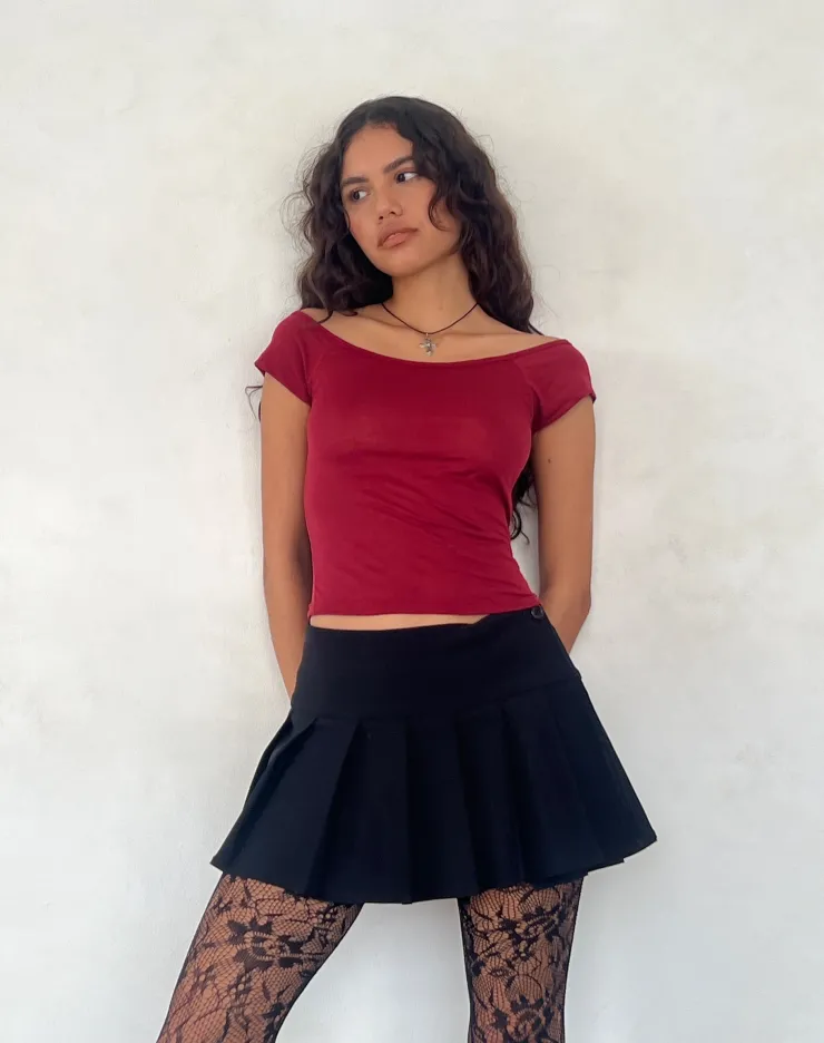 Women Motel Rocks Basics | Basic Tops | Charya Off The Shoulder Top in Adrenaline Red