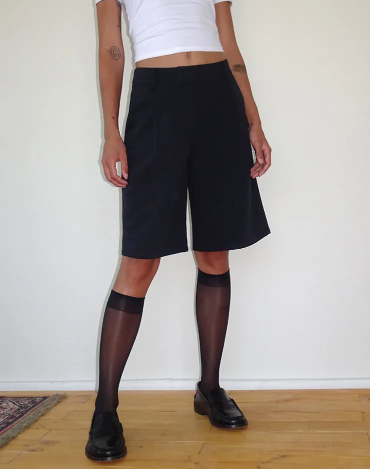 Women Motel Rocks Basics | Sintya Tailored Capri Shorts in Navy